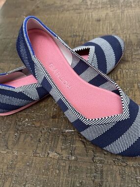 Rothy's Navy Stripe Pointed Ballet Flat - Navy & Pink size 7